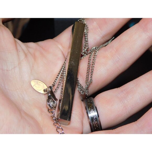 Charming Charlie Modern Silver Tone Pillar Necklace - Picture 2 of 3